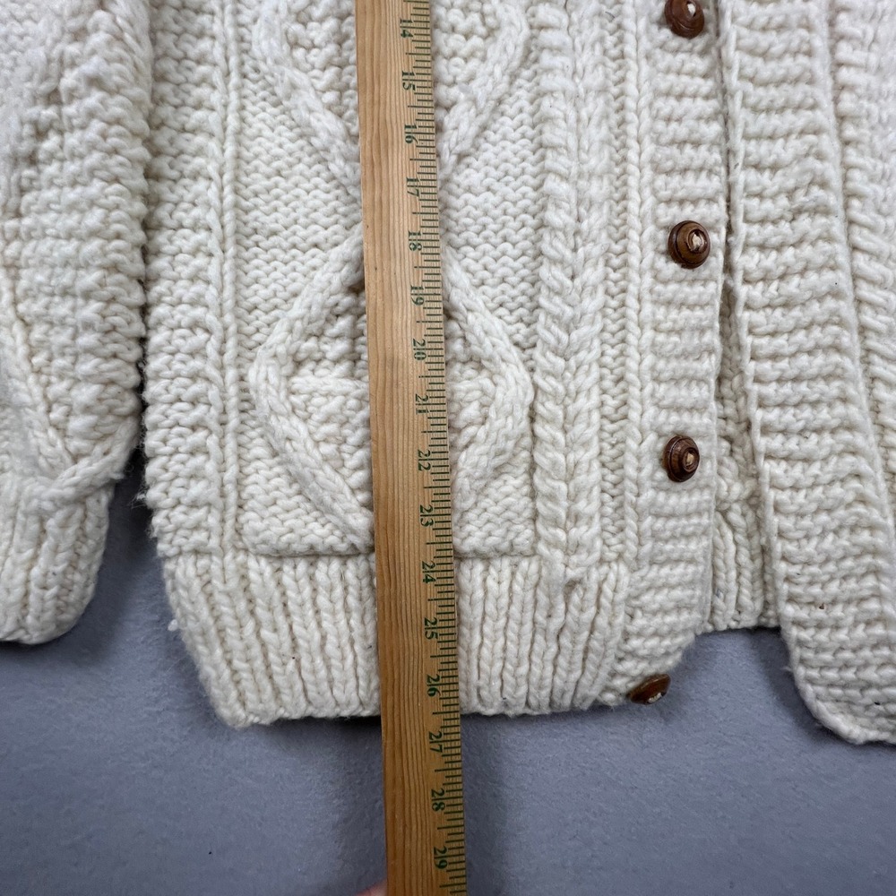 Vintage Hand‎ Knit Cardigan Sweater Mens L Cream Wool Cable Knit Ecuador C.C.H. - Picture 8 of 13